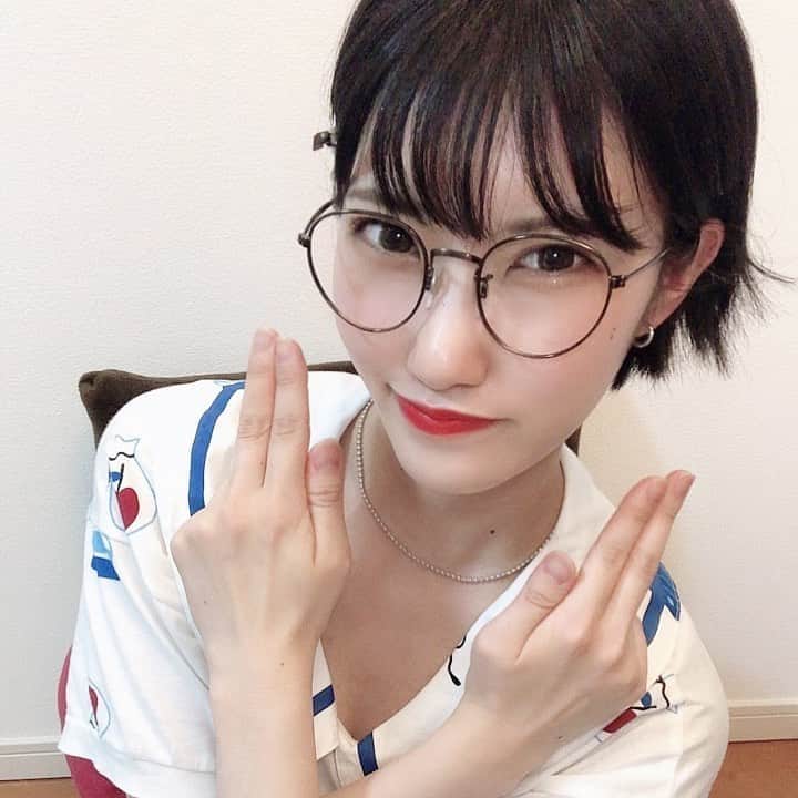 東条蒼のインスタグラム：「＊ ・ ・ 寝癖みたいになっておりますが、こちらは寝癖ではありません。 ・ ・ ・ #パジャマ #韓国 ・ #東条蒼 #クルーズグループ #セクシー女優 #av女優 #メガネ女子 #黒髪 #ショートヘア #あおたん　#teamメレンゲ #followｍe #following #japan #girl #photooftheday #tagsforlikes #instalike  #台湾 #香港 #粉我 #拍照 #照片 #人像攝影」