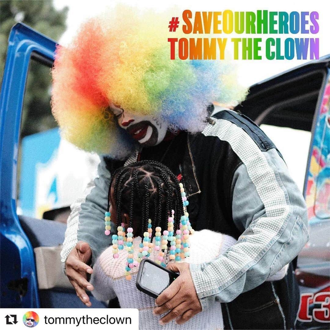 デヴィッド・アークエットさんのインスタグラム写真 - (デヴィッド・アークエットInstagram)「Please support @tommytheclown ‘s @gofundme to #saveourheroes #tommytheclown who has dedicated his life to providing these kids with the creative spirit! #Repost @tommytheclown with @make_repost ・・・ Hey everyone! If you can, please support the GoFundMe campaign #SaveOurHeroes to keep our dance academy open. Because of Covid-19 and its social restrictions, the dance academy is in jeopardy of closing in July.  With your support, we can help save the academy and continue to offer a safe space for our youth. If you can’t donate, please share and spread the word. Your support would mean the world to us and is greatly appreciated. Please check for the link in the bio and remember to donate or share. Much luv!  #SavetheAcademy #SaveOurHeroes」6月19日 11時26分 - davidarquette