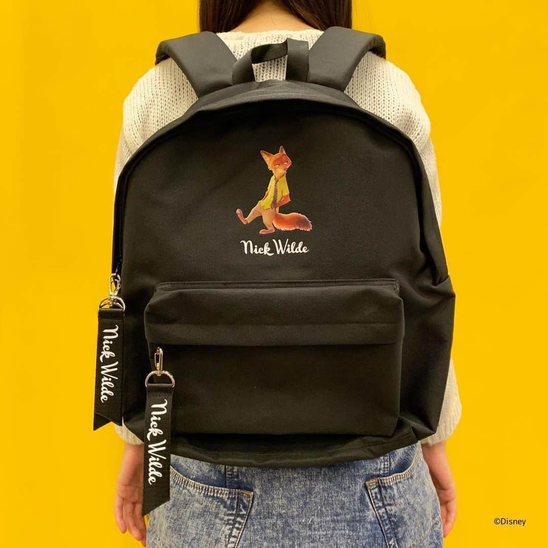 のインスタグラム：「とっても大容量なデイパック🦊🧡 内側にもポケットが付いているので便利です🦊🧡 総柄デザインもポイント🦊🐰 #kiddyland #キデイランド #zootopia #ズートピア #nickwilde #ニックワイルド  #ニック #judyhopps #ジュディホップス  #ジュディ #🦊🐰 #disney #ディズニー #2020年6月27日発売」