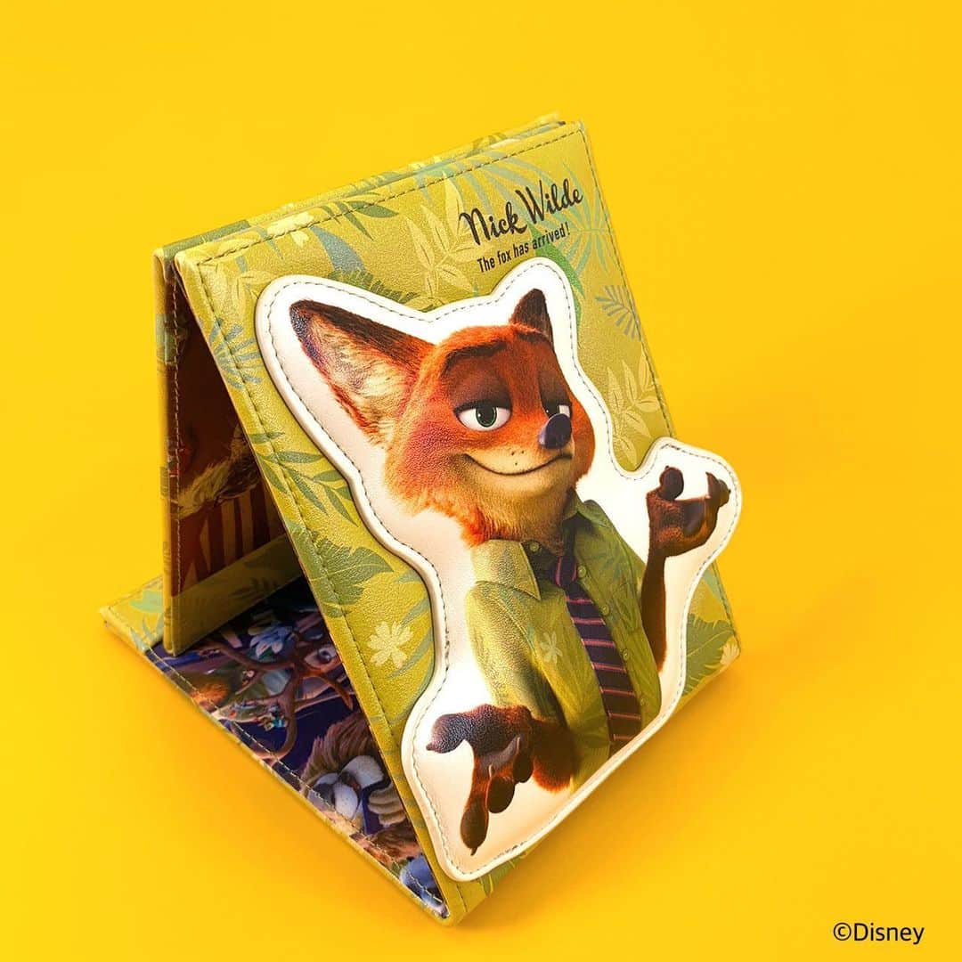 のインスタグラム：「スタンドミラー🦊🧡 広げると『ズートピア 』のキャラクターが勢揃い！ #kiddyland #キデイランド #zootopia #ズートピア #nickwilde #ニックワイルド  #ニック #judyhopps #ジュディホップス  #ジュディ #🦊🐰 #disney #ディズニー  #2020年6月27日発売」