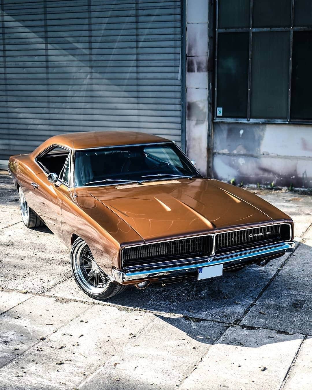 Classics Dailyさんのインスタグラム写真 - (Classics DailyInstagram)「#ClassicsFeature _____ 1969 Dodge Charger R/T owned by @tsebbesse / @marioklemm  _____ #classiccar #musclecar #hotrod #protouring #prostreet #restomod #classicsdaily #streetrod #streetcar #customcar #hotrods #streetrods #dodge #charger」6月19日 12時01分 - classicsdaily
