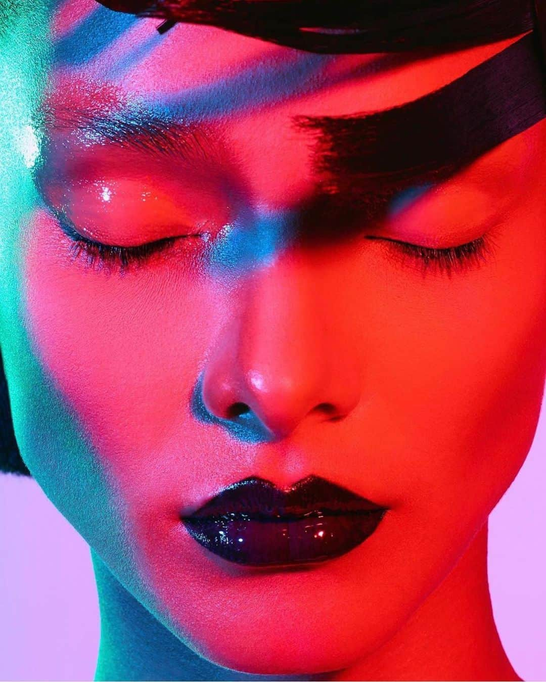 Carolina Gonzalezさんのインスタグラム写真 - (Carolina GonzalezInstagram)「🪐L A I S💫 @laisribeiro 💜’d this story soo much💜 #throwback  @enriquevegaphoto @ilarianiccolini @themartyharper  #makeupCarolinaGonzalez  #CGonzalezBeauty」6月19日 12時17分 - cgonzalezbeauty