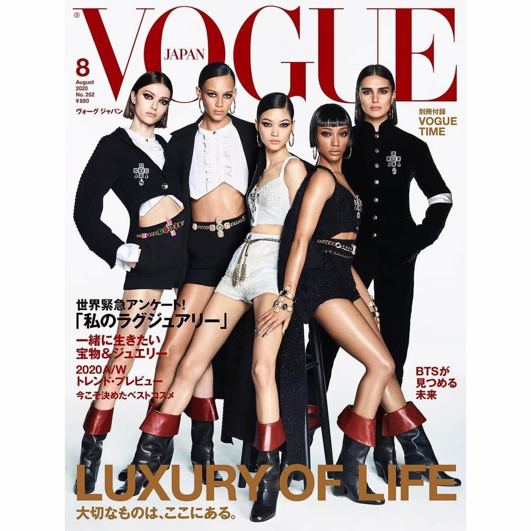 ルイージ&イアンゴさんのインスタグラム写真 - (ルイージ&イアンゴInstagram)「VOGUE JAPAN @voguejapan ♥️ @luigiandiango @luigimurenu @annadellorusso @georgisandev @binxwalton @jilla.tequila @mikaschndr @shayizi @valeriescherzinger @pg_dmcasting @2bmanagement #augustissue」6月19日 12時18分 - luigiandiango