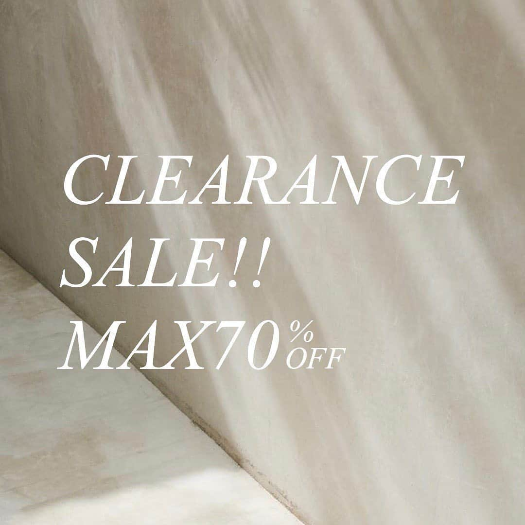 SHARE PARKさんのインスタグラム写真 - (SHARE PARKInstagram)「＼CLEARANCE SALE／﻿ いつもSHARE PARKをご愛顧いただき誠にありがとうございます。﻿ ﻿ 本日よりCLEARANCE SUMMER SALEを開催します。﻿ ﻿ 最大70%OFFとなっておりますので是非ご利用ください。﻿ ※一部SALE対象外、詳しくはお近くのスタッフまで﻿ ﻿ ﻿ ﻿ #sharepark﻿ #シェアパーク」6月19日 12時43分 - sharepark_official