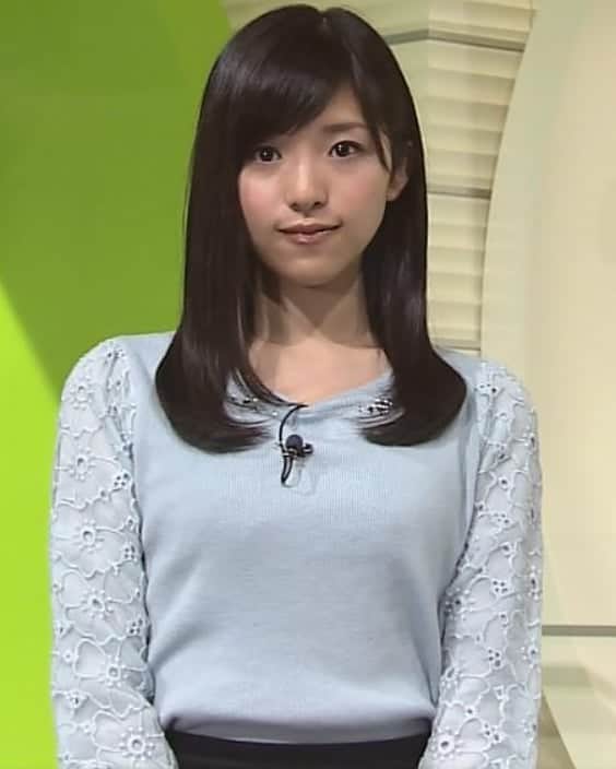 女子アナ集めのインスタグラム：「#塩川菜摘  #1995年5月25日生まれ #東京都出身 #早稲田大学  #NEWSZERO #日テレ #NTV #タレント #キャスター #元子役 #女優 #セントフォーストーク」