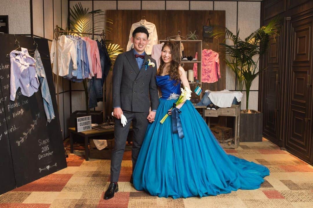 のインスタグラム：「. . . QUANTICリアルウェディング . . welcome space 🌿 . . . #ウェディング #wedding #ウェディングドレス #dress #ウェディングフォト #ウェディングヘア #ウェディングブーケ #福岡花嫁 #福岡婚 #プレ花嫁 #結婚式準備 #花嫁準備 #bouquet #love #marriage #weddingphoto #weddingparty #結婚式レポ #花嫁レポ #卒花 #2021春婚 #2021夏婚 #2020秋婚 #2020冬婚 #福岡のプレ花嫁さんと繋がりたい #marry花嫁 #花嫁ヘア #プロポーズ #ウェディングニュース #前撮り指示書」