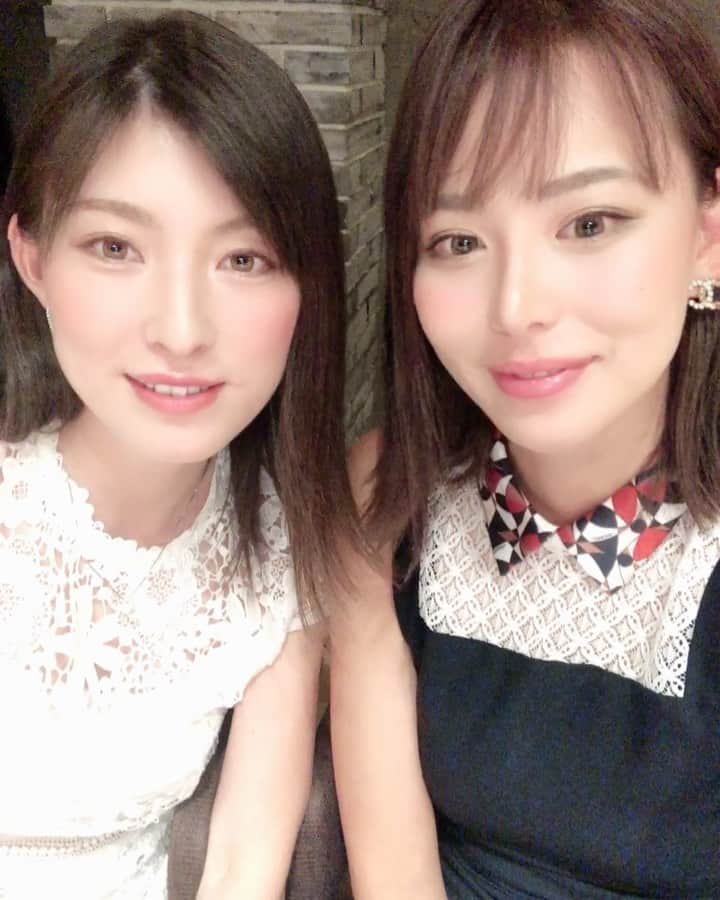 原田怜奈のインスタグラム：「可愛い大好きな @mmk_9910 ♥️🐻 #コントワールフー  行ってきました😌 とても美味しかったです♥️ ありがとうございました😌 . . . . . #女子ゴルフ　#大阪　#ゴルフ　#GOLF」