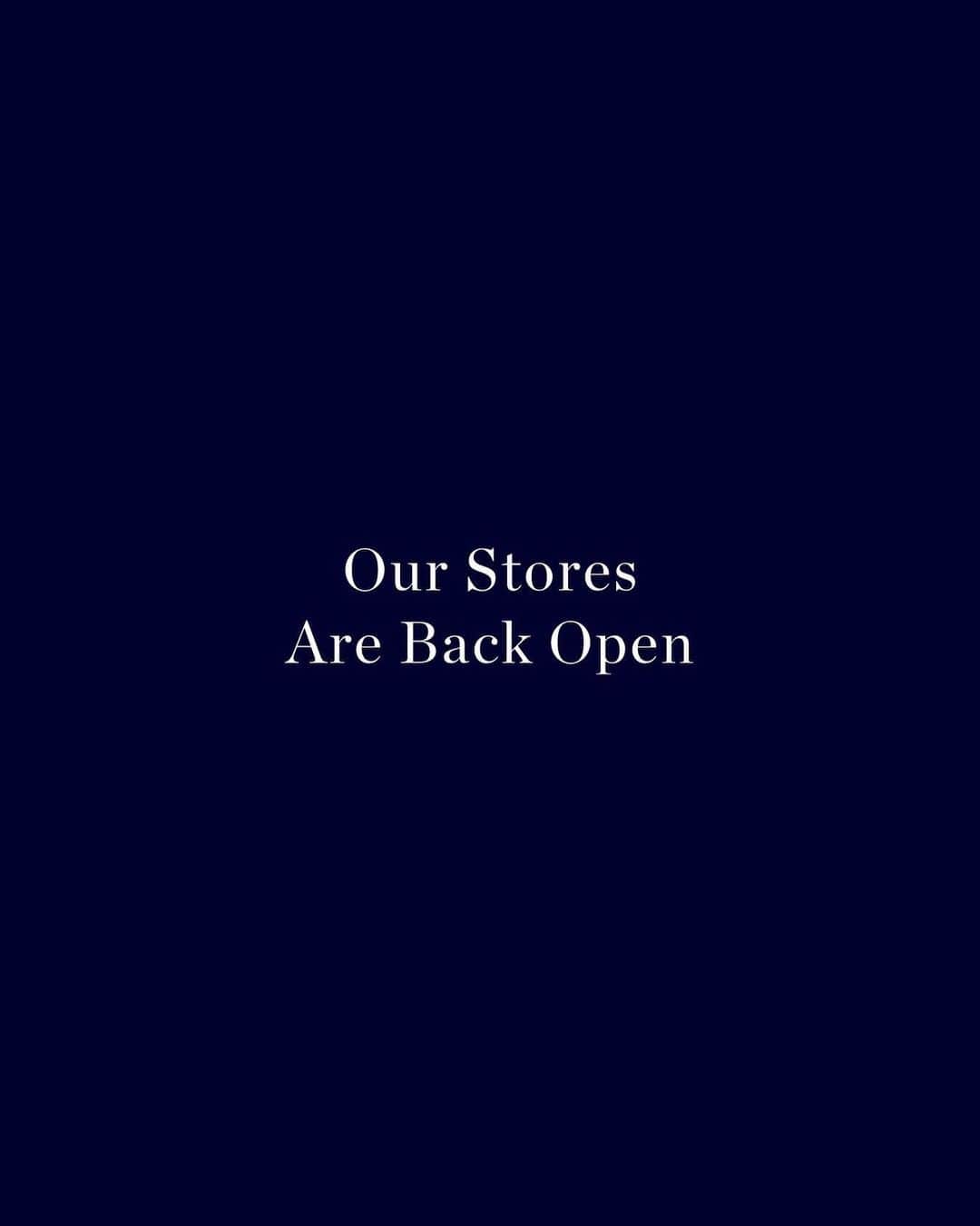 ハケットのインスタグラム：「We’re back open! We’re delighted to announce that our stores have reopened their doors. We look forward to welcoming you back soon and helping you enjoy a stylish summer ahead. You can also book a private appointment and get more information through our link in bio. #STAYHackett」