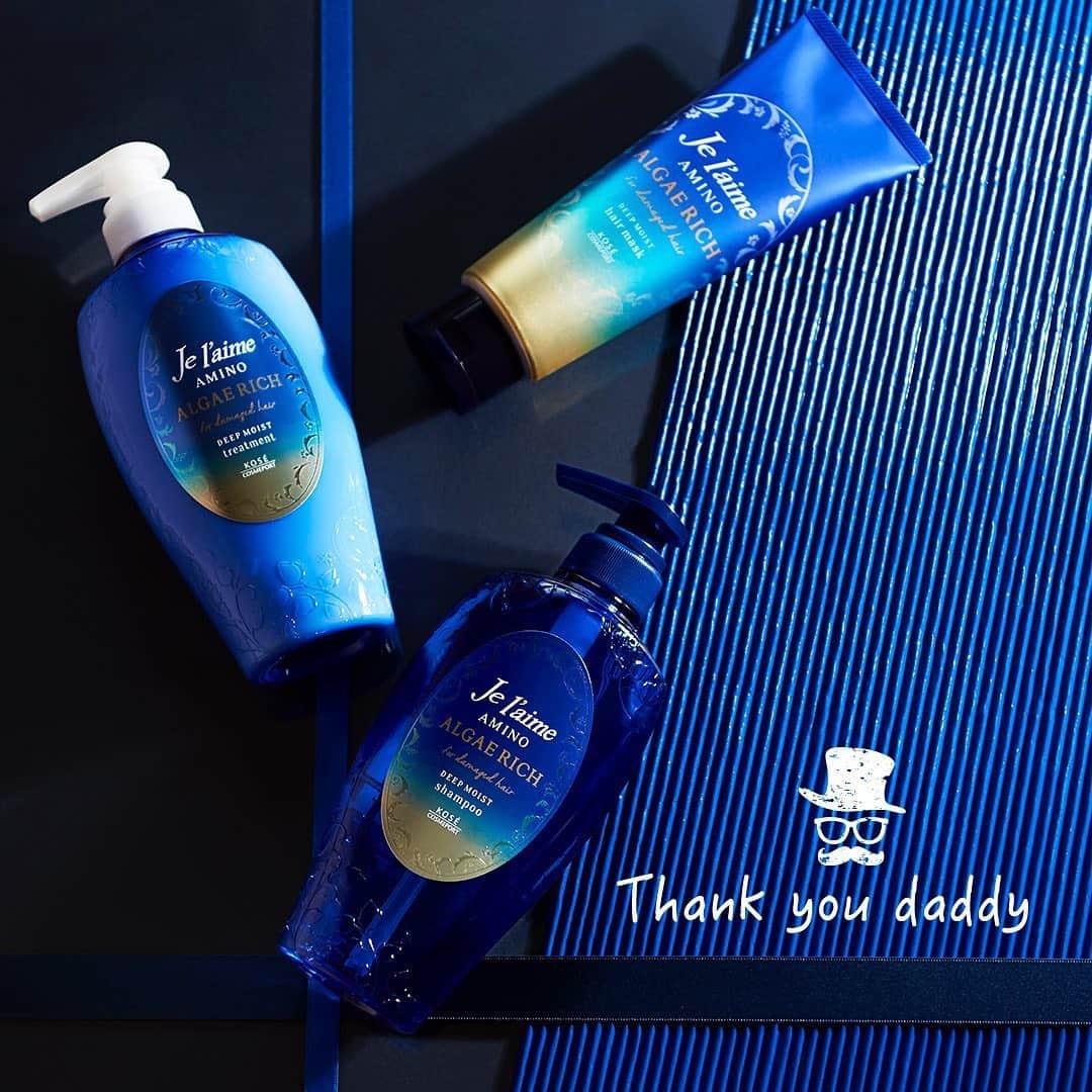 ジュレーム[Je l'aime] のインスタグラム：「thanks daddy🎩 ・ from Jelaime AMINO ALGAE RICH ・ #KOSE #コーセー #jelaime #ジュレーム #AMINO #shampoo #シャンプー #トリートメント  #ヘアマスク #ヘアケア #スタイリング #style #ヘアスタイル #hair #髪 #バスタイム #バスルーム #salon #ヘアサロン #髪のダメージ #美髪になりたい #美髪ケア #ブルー #コスメ好きさんと繋がりたい #ブルーが好き  #ヘアサイエンス #父の日 #thankspapa #松本潤 さん #相葉雅紀 さん」
