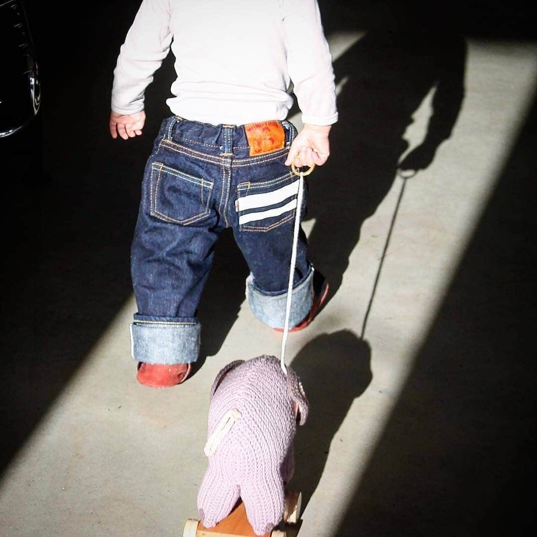 momotarojeansのインスタグラム：「The Denimheads DNA passes from generation to generation.  photo from @ciaoragazzistore」