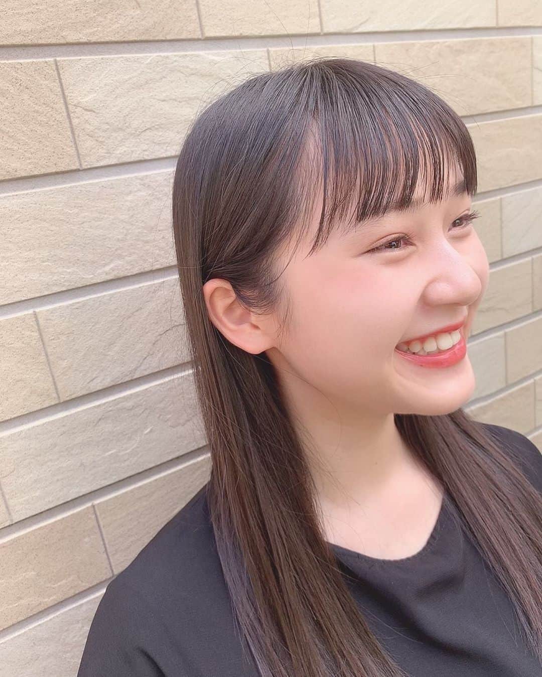 のインスタグラム：「・ 今日はレッスン終わりに﻿ メンバーと梅雨あるあるで盛り上がったよ😂﻿ ﻿ #梅雨あるある ﻿」