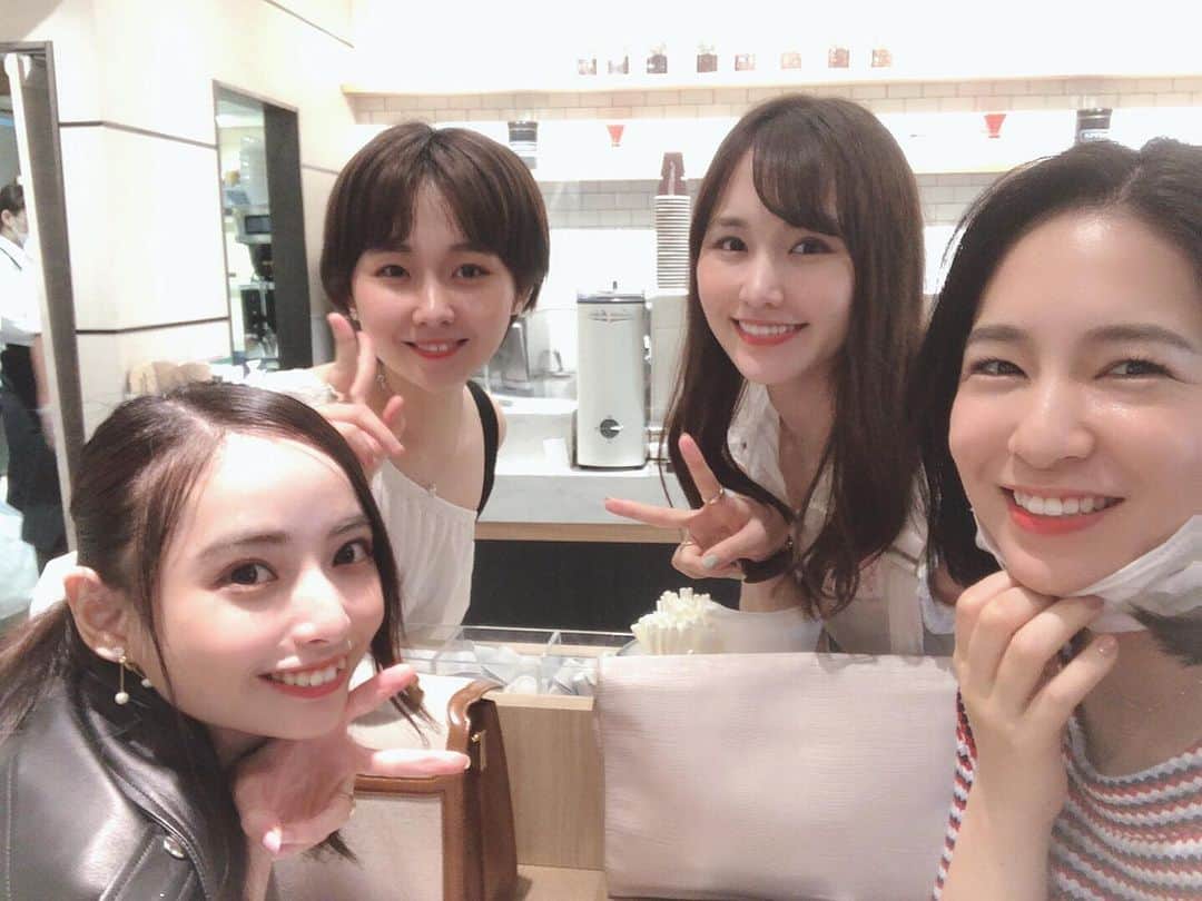 のインスタグラム：「久しぶりに楽しい仲間達に会えました🥰 みんなハッピーオーラ全開でした。たくさんハッピーを頂きました💓ありがとう🌸 次回も楽しみ✌️ #新サクラ大戦　 #楽しい仲間達 #🌸🌸🌸 #love#instalike#instagood」