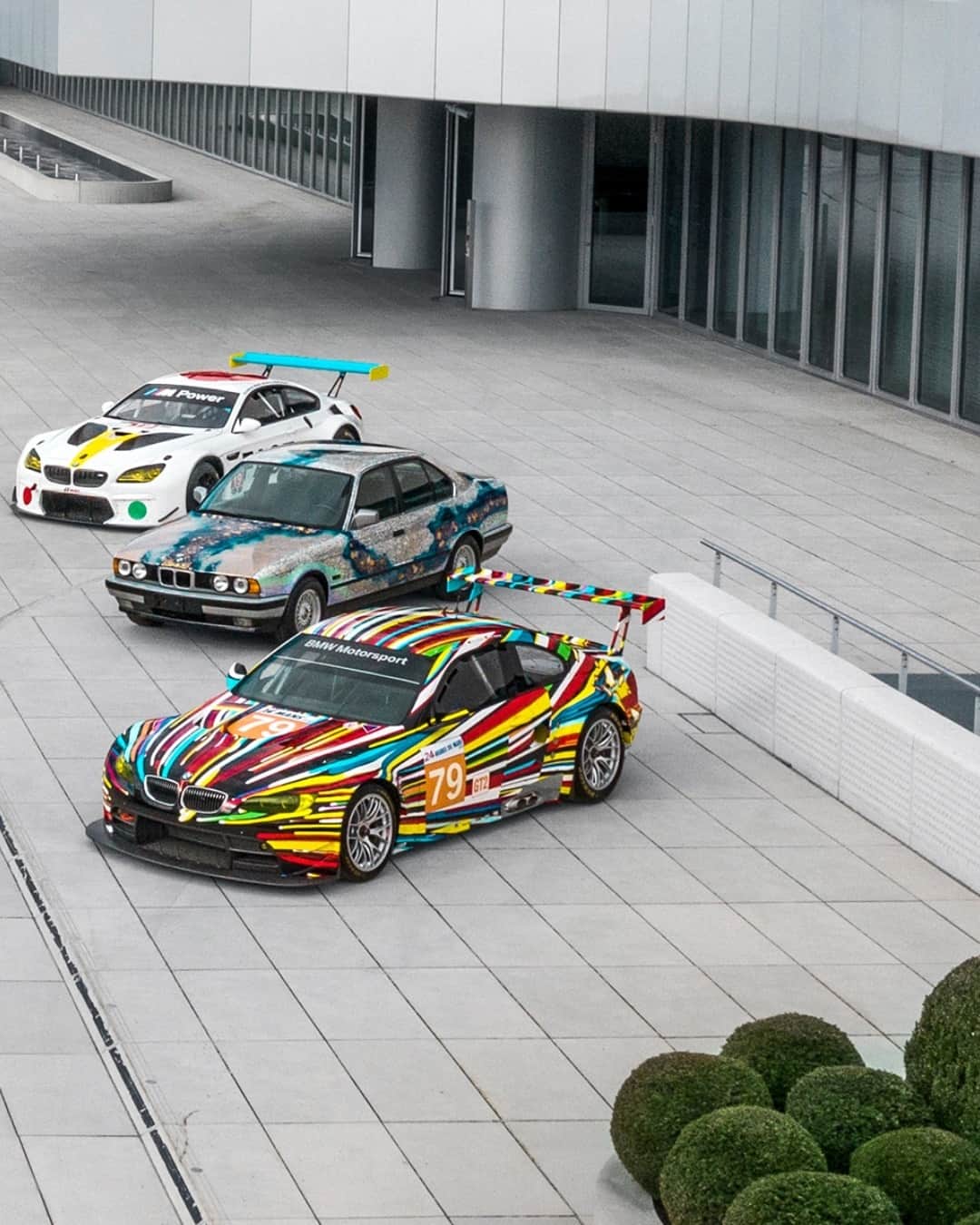BMWのインスタグラム：「When art evokes power, motion and bursting energy. The BMW Art Cars. #BMW #BMWClassic #ArtCar」