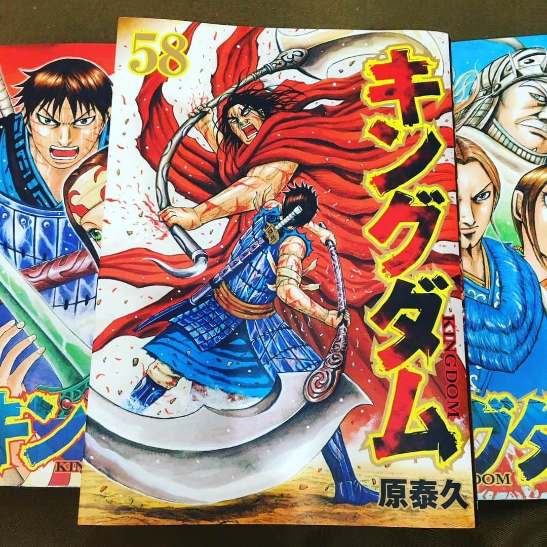 富所哲平さんのインスタグラム写真 - (富所哲平Instagram)「この58巻を以って、キングダムが史上最高の漫画になったことをここにご報告致します。  #キングダム #KINGDOM #漫画 #no1 #SDGs #中華統一 #人 #ヒト #人間 #生きる #生 #受け継がれる意志 #想い #歴史 #史実 #戦国 #紡ぐ #信 #龐煖 #李牧 #伝説 #史上最高」6月19日 19時10分 - tomitetsu823