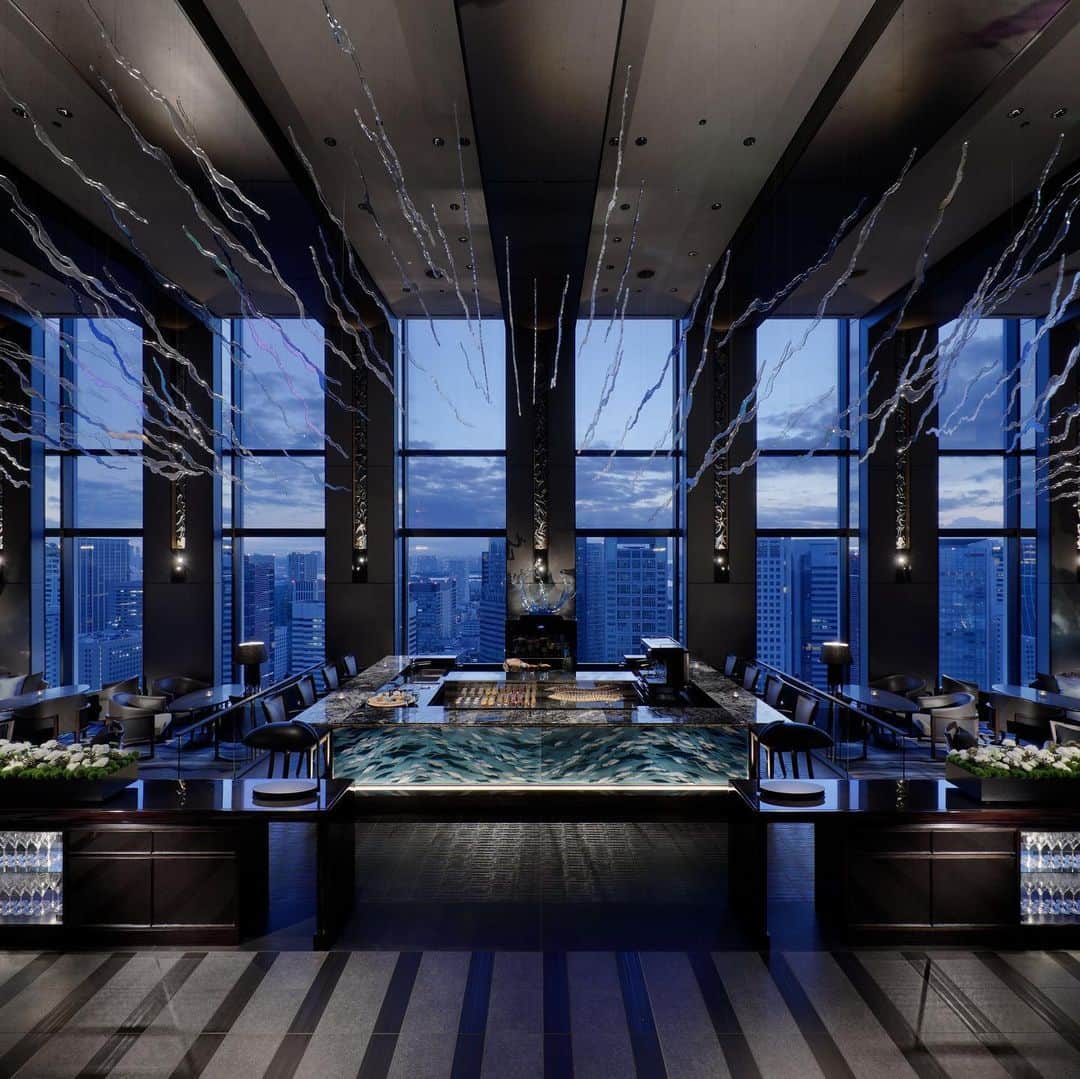 Table 9 TOKYO のグルメインスタ