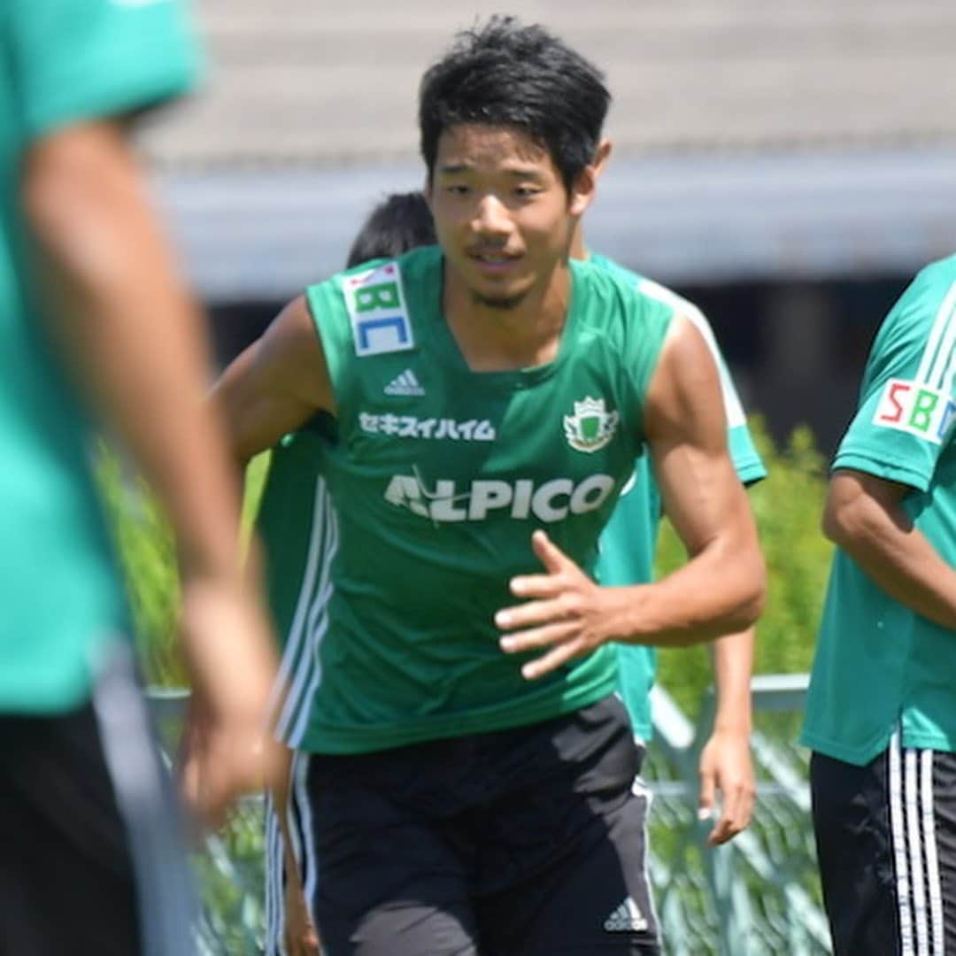 松本山雅FCさんのインスタグラム写真 - (松本山雅FCInstagram)「今週のトレーニング  #yamaga #橋内優也 #常田克人 #大野佑哉」6月19日 20時13分 - matsumoto.yamagafc