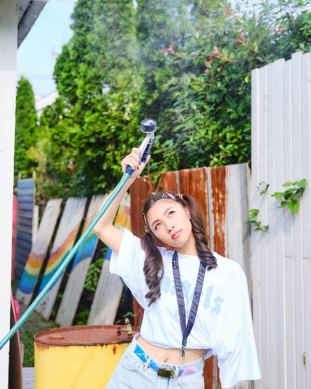 honoka のインスタグラム：「写真集オフショット😎✨ 今回は色んな自分を見てもらおうと思って作ってます🌻 これはひびきが好きって言うてくれたシーン🙋🏻‍♀️💕」