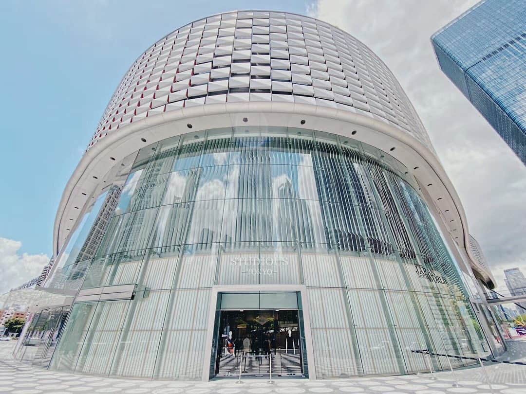 谷正人のインスタグラム：「いよいよ、﻿ 明日はSTUDIOUS TOKYO深圳店が﻿ グランドオープンいたします。﻿ グローバル業態と位置付ける﻿ 海外のSTUDIOUS TOKYOは﻿ 香港、上海に続き、3店舗目です。﻿ 深圳店は120坪メンズ、レディース複合です。﻿ このTokyoブランド未開拓の新しいエリアで﻿ 責任を持って、発信していきたいと思います。﻿ ﻿ #STUDIOUS #ステュディオス ﻿ #studioustokyo﻿ #深圳﻿ #tokyobrand #tokyofashion ﻿ #日本発を世界へ﻿」