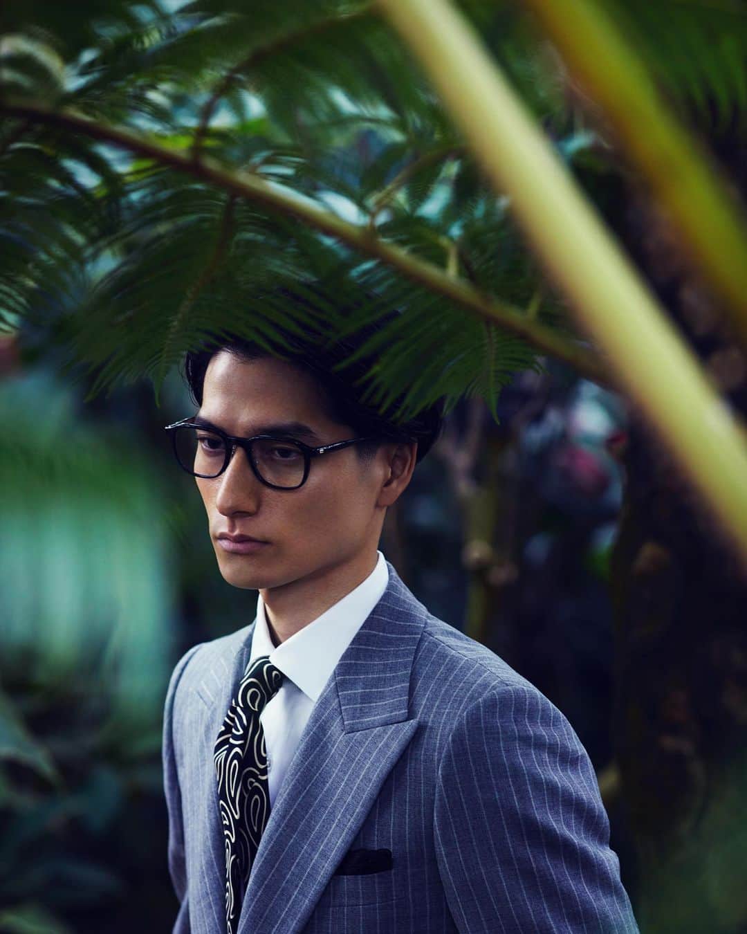 長山一樹のインスタグラム：「EYEVAN7285 Campaign  @eyevan7285_tokyostore  Stylist @msmskmt  Hairmake @yoshikazumiyamoto  Editor @kagi_keys  Producer @taisuke_nakamuro  #eyevan7285 #eyewear #photography #hasselblad #h6d #kazukinagayama #長山一樹」