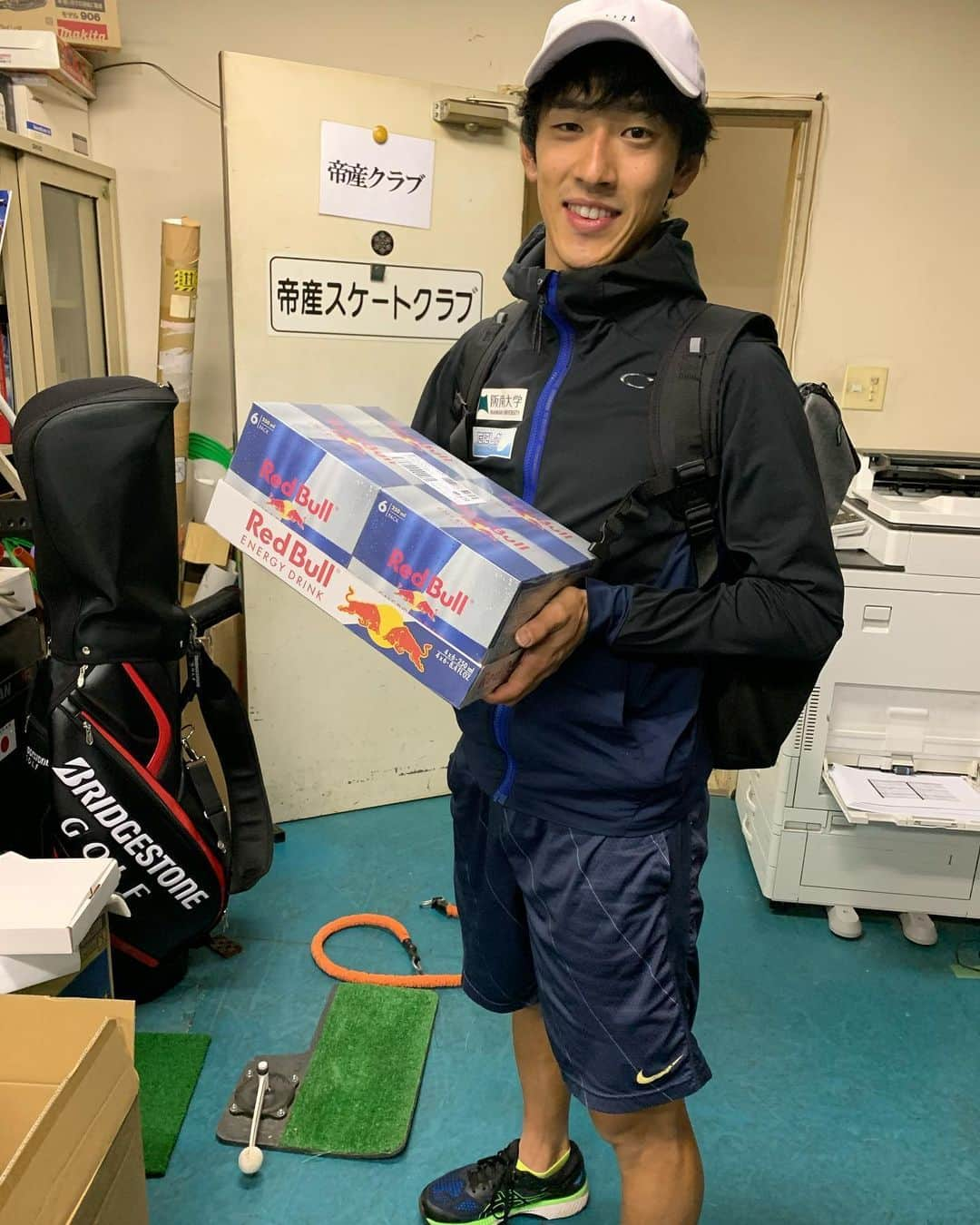 渡邊啓太さんのインスタグラム写真 - (渡邊啓太Instagram)「＊ Thank you Joji-san 😳🔥 ・ 一旦、野辺山でのトレーニングを終えて帰阪！ 条治さんからレッドブルいただきました😆 ありがとうございます🙋🏻‍♂️✨ ・ #加藤条治 さん #ありがとうございます  #ショートラック #勉強になります #一旦 #リカバリー  #athlete #recovery」6月19日 21時46分 - kwatanabe18