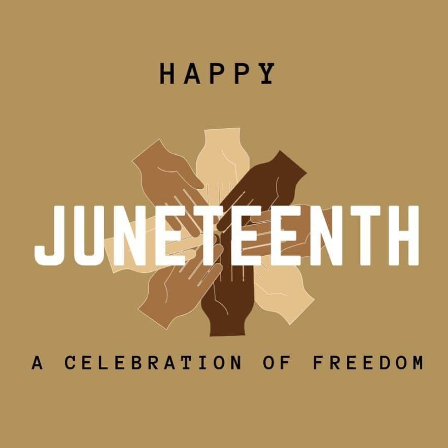 リンゼイ・ボンさんのインスタグラム写真 - (リンゼイ・ボンInstagram)「Today we celebrate what should have always been, freedom for all. #liberation #juneteenth ✊🏿✊🏾✊🏽✊🏼✊🏻」6月19日 21時42分 - lindseyvonn