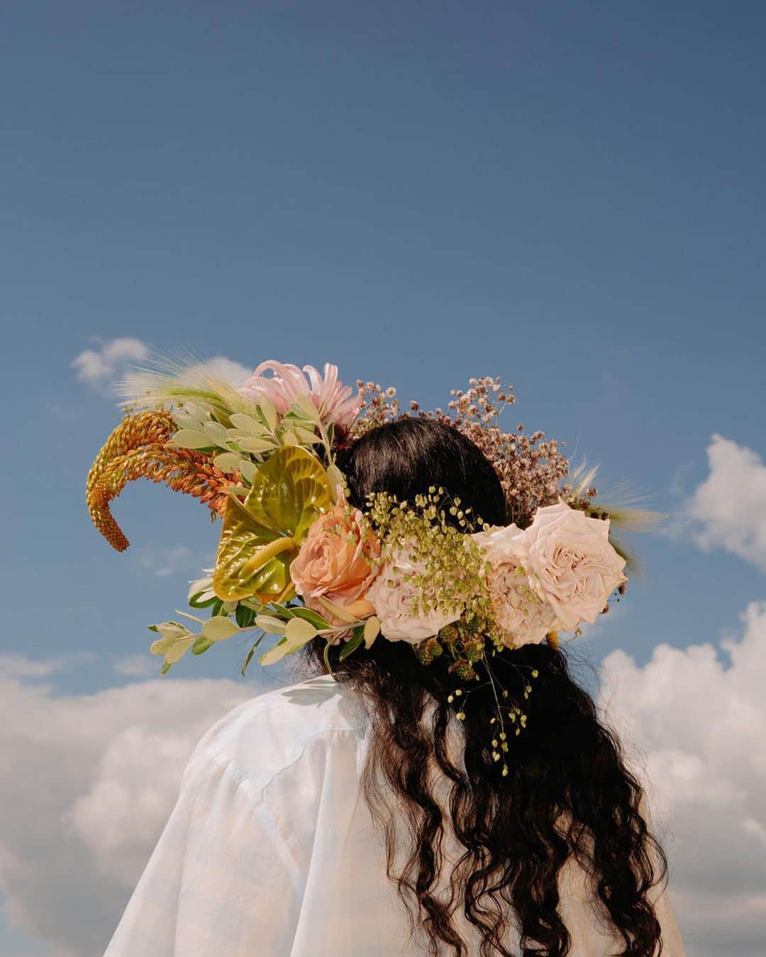 ホープさんのインスタグラム写真 - (ホープInstagram)「Introducing our series ‘Summer Stories’ were five friends of Hope talks about their experience moving to Sweden and thoughts on culture and traditions.⁠⠀ ⁠⠀ Meet @silvanadotlagos, a curator, writer, and Studio Director for the Swedish-based German artist Carsten Höller. Silvana moved to Sweden eight years ago from London to do her Master of Arts (MA) at Konstfack in Stockholm.⁠⠀ ⁠⠀ “Moving to Stockholm, Sweden for the first time, I was shocked at the lack of intersectionality. It was the first time that I starting questioning or feeling this friction between this, you can see a clear divide.”⁠⠀ ⁠⠀ “The problem isn’t far away, it isn’t just in the US, it is in all of us, our taxes pay way towards a system that is oppressive, therefore, we are all contributing towards that oppressive system.”⁠⠀ ⁠⠀ Link in bio for full interview!⁠⠀ ⁠⠀ #hopesthlm #summerstories #silvanalagos #carstenholler」6月19日 21時43分 - hopestockholm