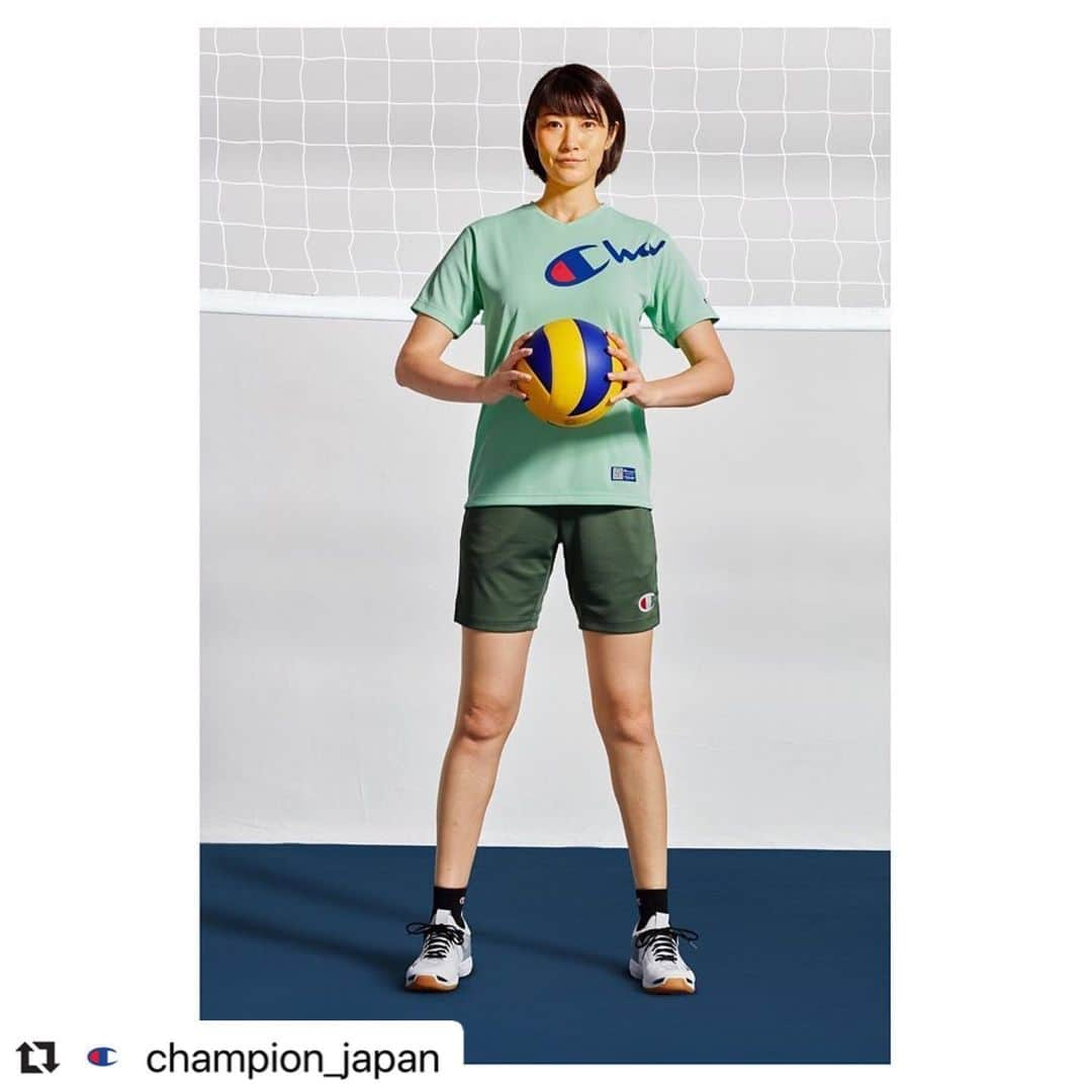 狩野舞子さんのインスタグラム写真 - (狩野舞子Instagram)「・ @champion_japan さんからのお知らせをシェアさせていただきます💕 ・ ・ 【どの色が好き??カラーが豊富な新バレーボールウェア!!!】 ﻿ 元バレーボール日本代表の狩野舞子氏をアドバイザーに迎えて 開発されたとことん機能性にこだわった 「バレーボールTシャツ」を 抽選で3名様にプレゼント！ ・ 応募方法：@champion_japan をフォロー＆投稿に「4色のうち好きなカラー」をコメント！﻿ ・ 締切：7/19（日） ・ 全国の大型スポーツ専門店スーパースポーツゼビオの限定店舗で発売されます。 ぜひ店頭で手にとってみてください。 ﻿ 当選者の方には @champion_japan から DMでご連絡させていただきます。 ﻿ 皆さまのご応募お待ちしております！ ﻿ ・ #champion #championjp #volleyball #チャンピオン #バレーボール #バレーウェア #ハイキュー #排球 #プレゼント企画 #プレキャン」6月19日 22時13分 - kanochan715