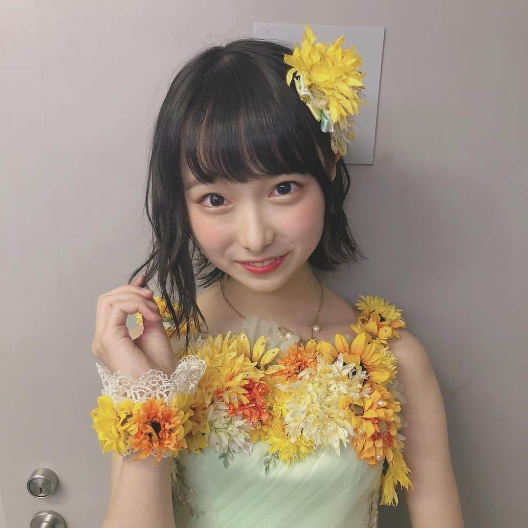 三宅ゆりあさんのインスタグラム写真 - (三宅ゆりあInstagram)「今日はNMB48シアターにて生誕祭を開いていただいて本当にありがとうございました！！♡♡ 15歳のゆりあも推してくださいね！！！♡♡ #ショートカット #ショートカットの夏 #向日葵 #ひまわり #生誕祭 #オンライン生誕祭  #難波 #nmb48  #三宅ゆりあ #teamb2 #ljc  #15歳 #中学3年生」6月19日 22時22分 - _yuria5.16_