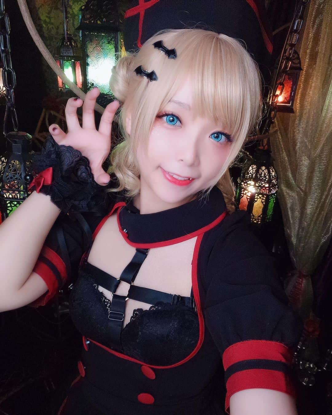 小桃のインスタグラム：「😈💉💊✨﻿ ﻿ #littledevil #小惡魔 #小悪魔 ﻿ #護士 #NaughtyNurse #ナース﻿ #siutao #originalcharacter﻿ #alterme」