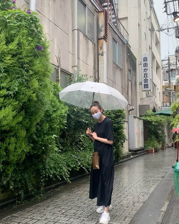 泉見祐希のインスタグラム：「すっかり出不精になっているけれど、友達と過ごす時間は1人でいるよりもすごく心が満たされますね🌷」
