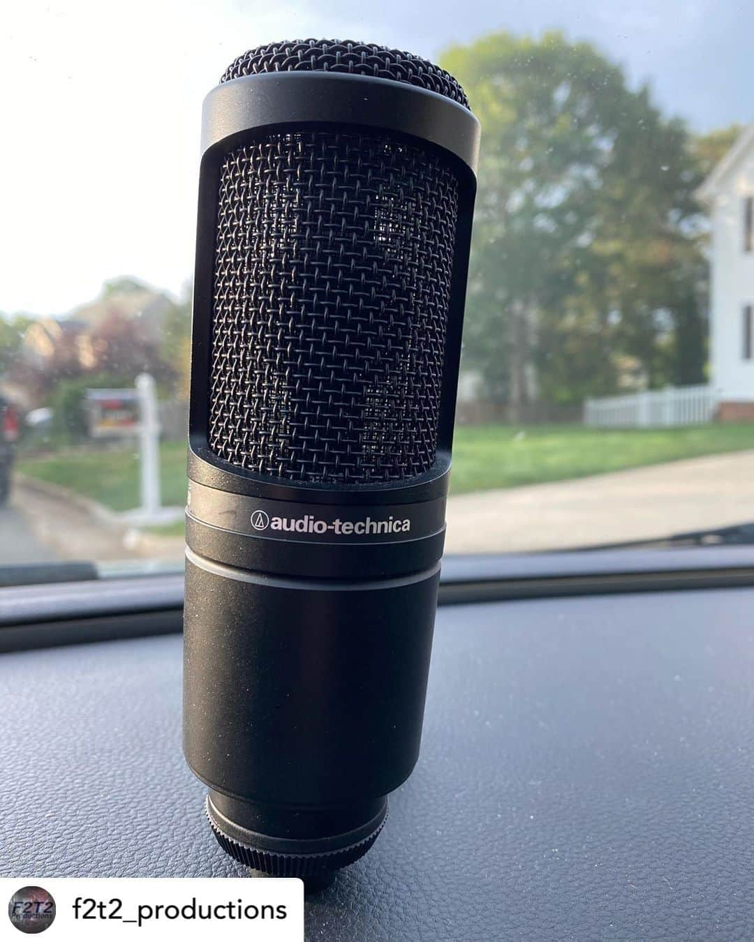 Audio-Technica USAさんのインスタグラム写真 - (Audio-Technica USAInstagram)「#FanPhotoFriday: The sound quality and durability of our AT2020 mic make it a great addition to your audio gear! Thank you for sharing, @f2t2_productions! Learn more about this microphone in the link in our bio.⁠ .⁠ .⁠ .⁠ #AudioTechnica #AT2020 #Microphone #Mic #AudioGear #Studio #StudioGear⁠」6月19日 23時15分 - audiotechnicausa