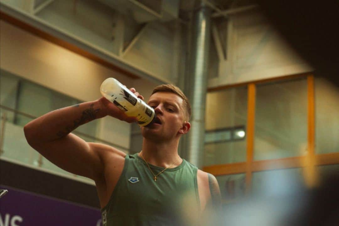 アダム・ピーティのインスタグラム：「I’ll be faster on the return. @scienceinsport」