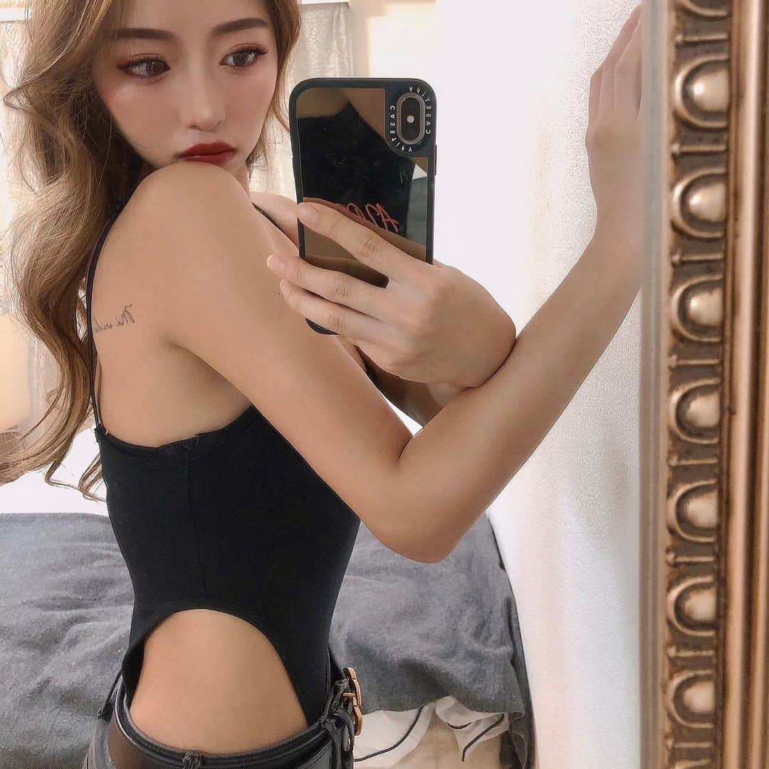 のインスタグラム：「🦋💓」