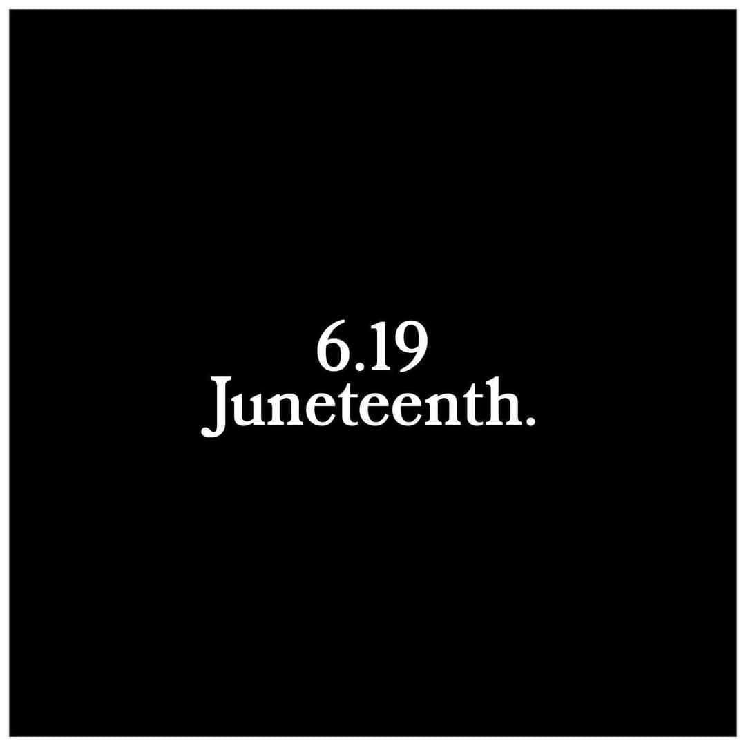 コーチさんのインスタグラム写真 - (コーチInstagram)「Today we honor. Next week we act. . . Today we commemorate Juneteenth as a paid company holiday and stand in solidarity with the Black community. We honor the Black lives who fought for freedom and those who continue to fight for racial equality and justice. Next week, we'll share with you our first partnership to counter systemic racism. We know there is no easy fix, but we are committed to long-term, action-driven solutions to help end racism once and for all.」6月19日 23時56分 - coach