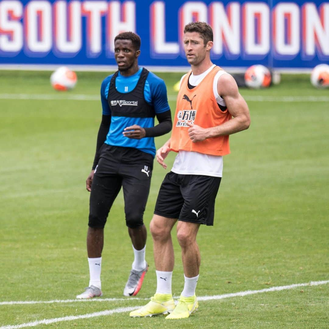 ガリー・ケーヒルさんのインスタグラム写真 - (ガリー・ケーヒルInstagram)「Can’t wait for our first game back tomorrow 🦅💪 #cpfc #premierleague」6月20日 0時11分 - garyjcahill