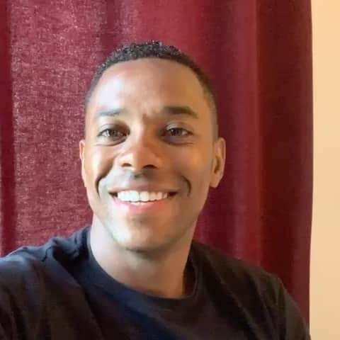 ロビーニョのインスタグラム：「Fala,galera! Fui convocado pelo grande @diegoribas10 a participar da corrente do bem promovida pelo @paulistao para ajudar na luta contra o coronavírus.Para participar acesse a página do leilaofpf.com.br!  E agora convoco você @10neto Eae neto,vai doar o que?? #assistenciadecraque #futebolpaulista」