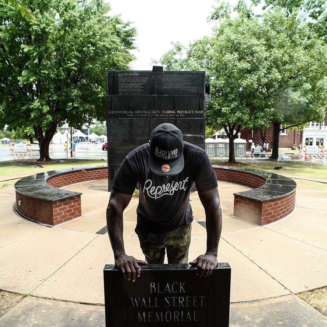 TIME Magazineさんのインスタグラム写真 - (TIME MagazineInstagram)「Communities across the United States marked #Juneteenth on Friday, holding vigils, marches, online gatherings and rallies as mass demonstrations against systemic racism and police brutality continued. Bobby Younger, 40, poses in front of a memorial to Tulsa's Black Wall Street outside the Greenwood Cultural Center in Tulsa, Okla. "I came here to represent," says Younger. "I came because the racial disparity that has been in this city has always been overwhelming and it has overpowered us. I had to come where the change is happening. I want to be a part of it. When you stand behind something you believe you have to take action." President Donald Trump originally scheduled a campaign rally in Tulsa, Oka., on Friday, just blocks from the site of Tulsa’s 1921 Race Massacre. Trump later moved the rally to Saturday “out of respect” for Juneteenth. Since the backlash to Trump’s initial rally announcement, attention to the holiday has only grown. Photograph by @ruddyroye for TIME」6月20日 10時28分 - time