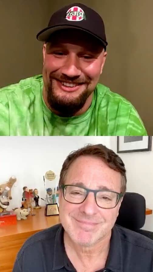 ボブ・サゲットのインスタグラム：「Loved being on Lane Johnson’s Instagram Live tonight - He’s a hero and great guy besides being a Super Bowl winning Offensive Tackle for my hometown @philadelphiaeagles who I’ve loved my whole life. Thanks Lane for such kindness and having me as your guest!」