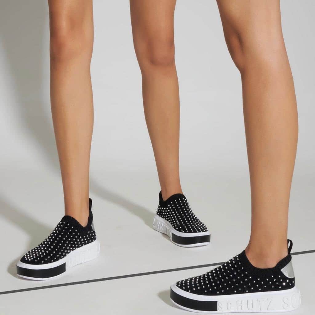 Schutzのインスタグラム：「SNEAKER CRUSH - IT SCHUTZ ❤️ #schutzsneakers」