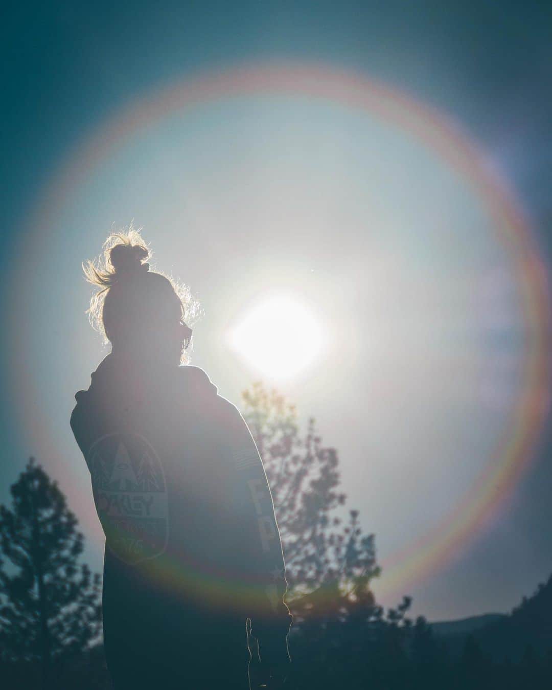 ジェイミー・アンダーソンのインスタグラム：「Sending my love out to the world... 🖤🖤🖤 I know we’re all connected, I know we’re all one, and I know we can all do better! I just pray we learn to have more peace on earth... ✌️✌🏾✌🏿🙌 🌏」