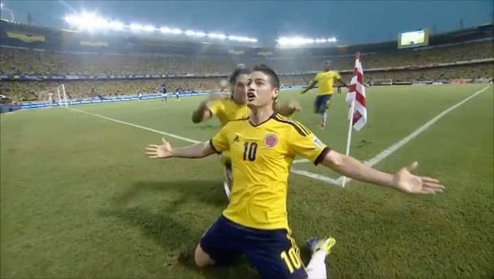 サッカー コロンビア代表チームのインスタグラム：「¡Volvamos a vivir nuestro regreso a los Mundiales!  Este sábado 20 y domingo 21 de junio desde las 10:15 a.m. por el @golcaracol vuelve a ver los partidos 🆚 Ecuador y Chile por las Eliminatorias a Brasil 2014 🇨🇴 #EnModoEliminatorias #ViveElGolCaracol」