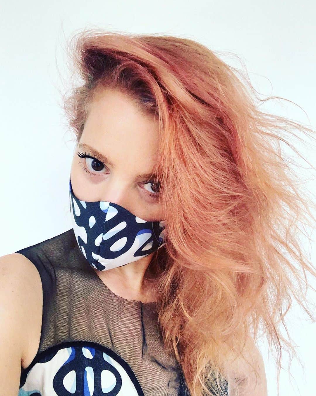 スリーアズフォーのインスタグラム：「Introducing “Angel Fish Mask” Print based on sounds vibrations geometry - graphic in collaboration with @fitchwork Now available exclusive on @therealreal featured on @adiadiary」