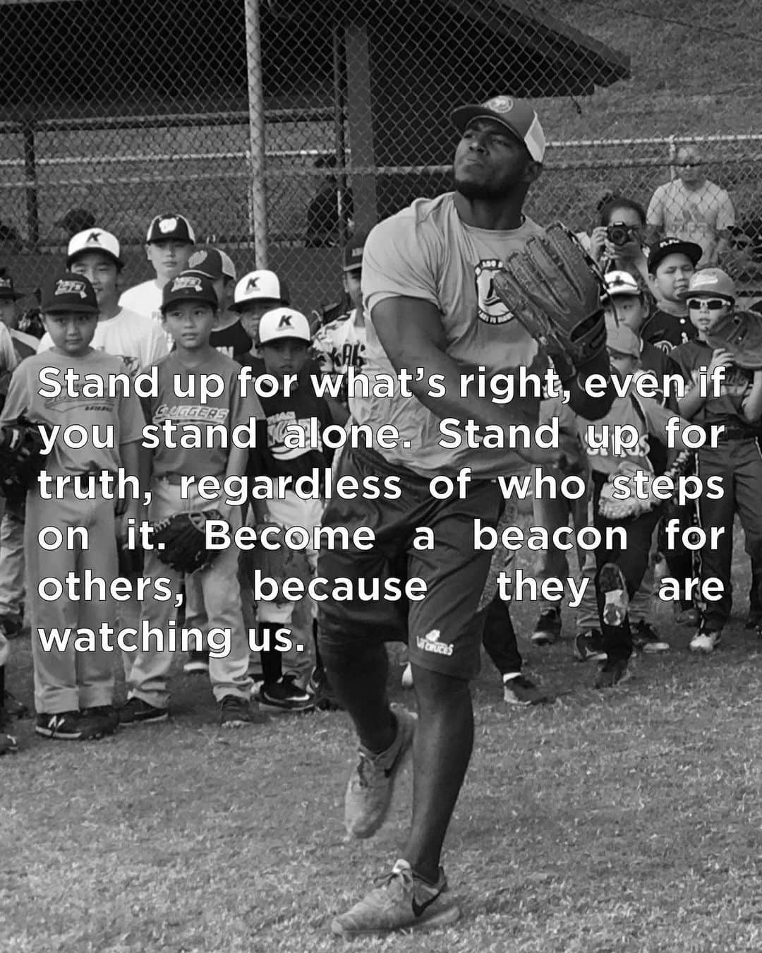 ヤシエル・プイグのインスタグラム：「On #Juneteenth, it is important to remember why we must keep making strides for a better world. Our children are watching everything that we do, and it is our responsibility to leave them a world they can be proud of.」