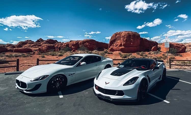 CarsWithoutLimitsさんのインスタグラム写真 - (CarsWithoutLimitsInstagram)「Gran Turismo Or Z06 ? follow @carsandlassi  #carswithoutlimits」6月20日 8時38分 - carswithoutlimits