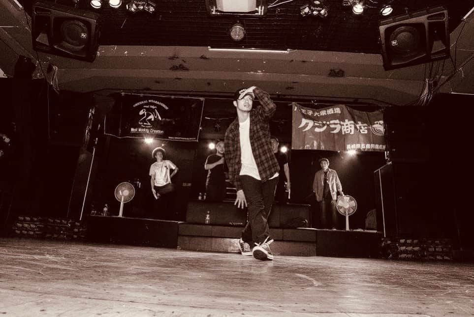 ゆーやさんのインスタグラム写真 - (ゆーやInstagram)「Judge SP Show Case💃  手を頭に乗せがち😂  #photo #bboybattle #judge #showcase  #hiphop #bboy #yuya #hsestyle  #fashion #ootd #yolo #driends #me #dancerslife  #artist #dancelife #浜松から世界へ」6月20日 9時56分 - yuyastyle
