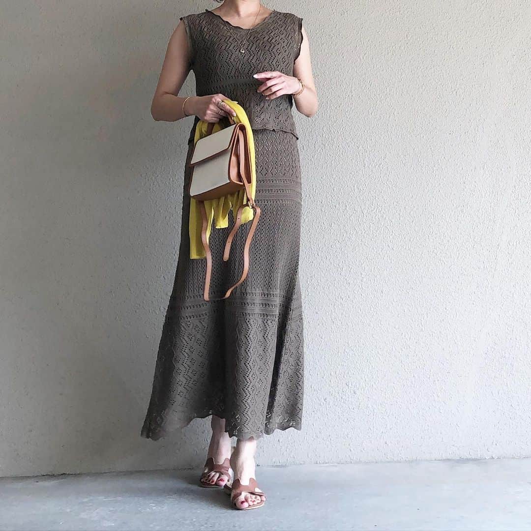 saaaay_kさんのインスタグラム写真 - (saaaay_kInstagram)「2020.06.20 coordinate…♡ しまむらの900円セットアップ もう一色はこんなカラーでした^ ^ ・ ・ UNIQLOカーディガンこの日は イエローを差し色に！ ・ ・ cardigan/ @uniqlo setup/ #しまむら bag/ @zakkabox_  inner/ @gyugyugyu_lme」6月20日 20時48分 - saaaay_k