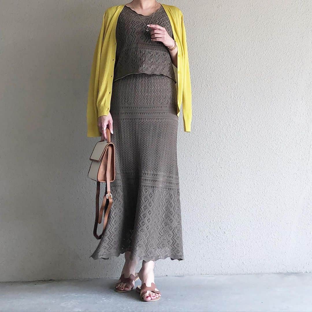saaaay_kさんのインスタグラム写真 - (saaaay_kInstagram)「2020.06.20 coordinate…♡ しまむらの900円セットアップ もう一色はこんなカラーでした^ ^ ・ ・ UNIQLOカーディガンこの日は イエローを差し色に！ ・ ・ cardigan/ @uniqlo setup/ #しまむら bag/ @zakkabox_  inner/ @gyugyugyu_lme」6月20日 20時48分 - saaaay_k