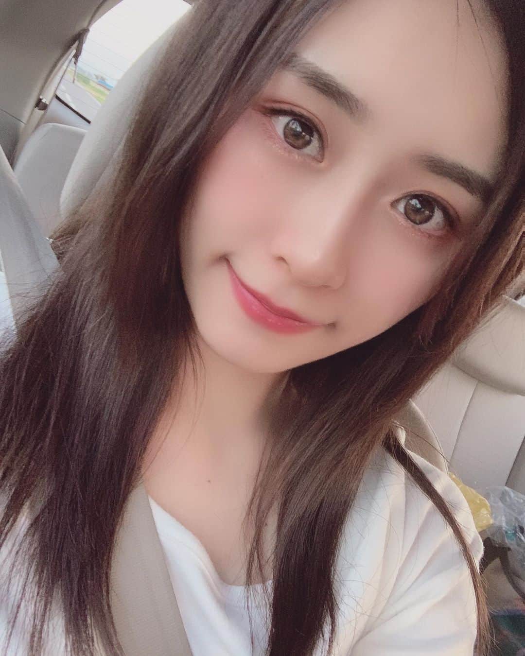 内木志のインスタグラム：「滋賀県で撮影でした💗 また告知しますね！ #滋賀県　#地元 #撮影 #珍しいから #たくさん見られた笑」