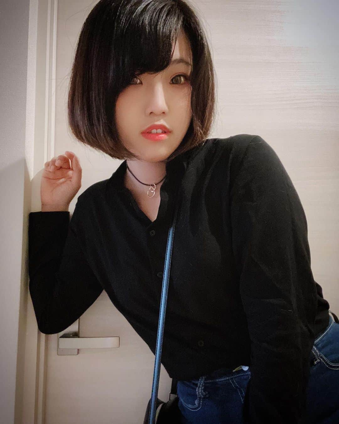 のインスタグラム：「#ootd 難得網美風 開喝啦 . . #dailylook #fashion #girl #cute #kawaii #outfits #instagood #instadaily #beauty #fitness #dailymakeup  #メイク #可愛い #今日のコーデ #ファッション #飲み会  #穿搭 #美妝 #時尚」