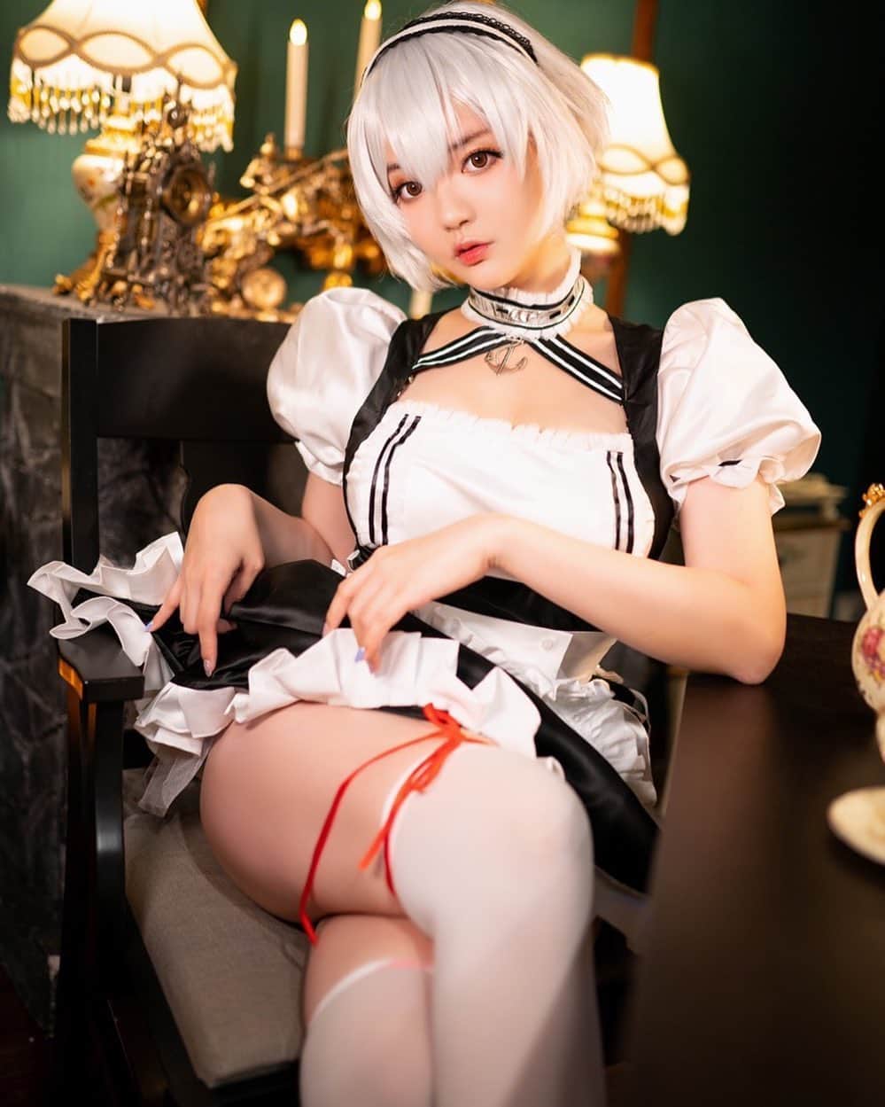 YingTzeさんのインスタグラム写真 - (YingTzeInstagram)「They say Thick Thighs Save Lives . Do you agree ? 🤭❤️ _ HMS Sirius from Azurlane ! ✨ Maid costumes are always my fav costumes because they are so fun to pose in hehe. _ 📸 @kenn_tee  Studio @studio14ss  #cosplay #cosplaygirl  #cosplayphotoshoot #photography #maidcosplay #thigh #azurlane #azurlanecosplay」6月20日 20時02分 - yingtze
